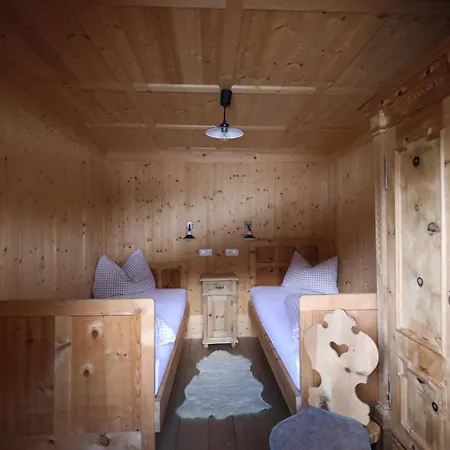 Almhuette Oberschaller Bei Alfenalm - Am Berg *