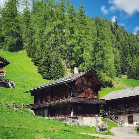 Almhuette Oberschaller Bei Alfenalm - Am Berg